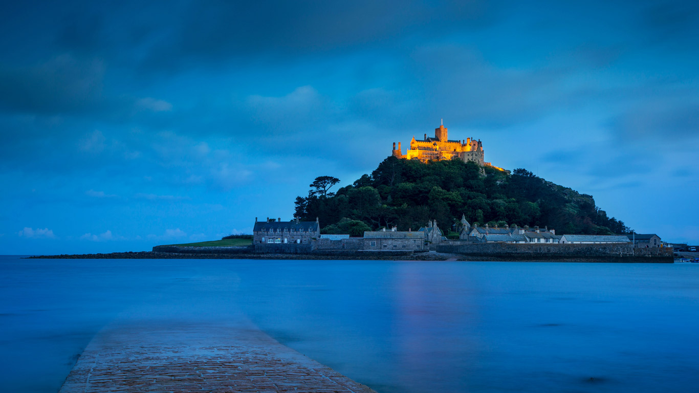 ｢セント・マイケルズ・マウント｣イギリス, コーンウォール (© Brian Jannsen/Alamy)(Bing Japan)