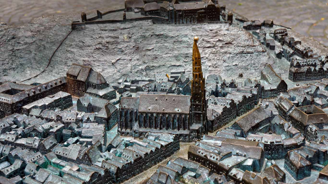 For World Braille Day, a tactile map of Landshut, Germany (© Zoonar GmbH/Alamy)(Bing Canada)