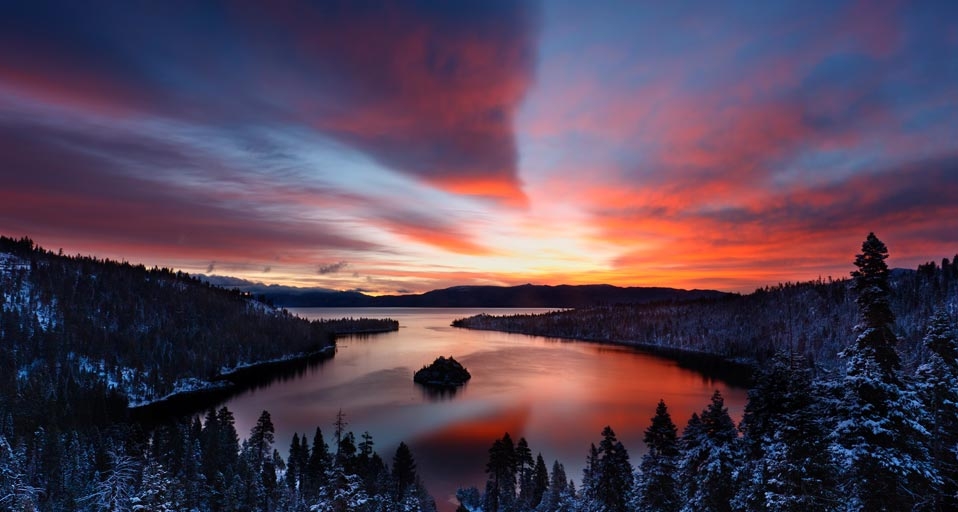 Dawn light over Emerald Bay, Lake Tahoe, California, USA (© Don Smith/Getty Images) &copy; (Bing United Kingdom)