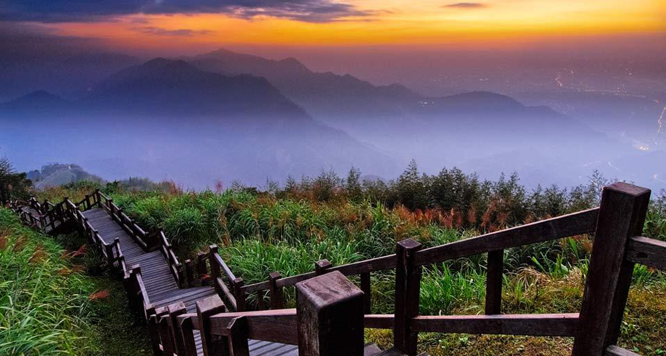Alishan National Scenic Area, Chiayi County, Taiwan (© Kyle Lin/Getty Images)(Bing United States)