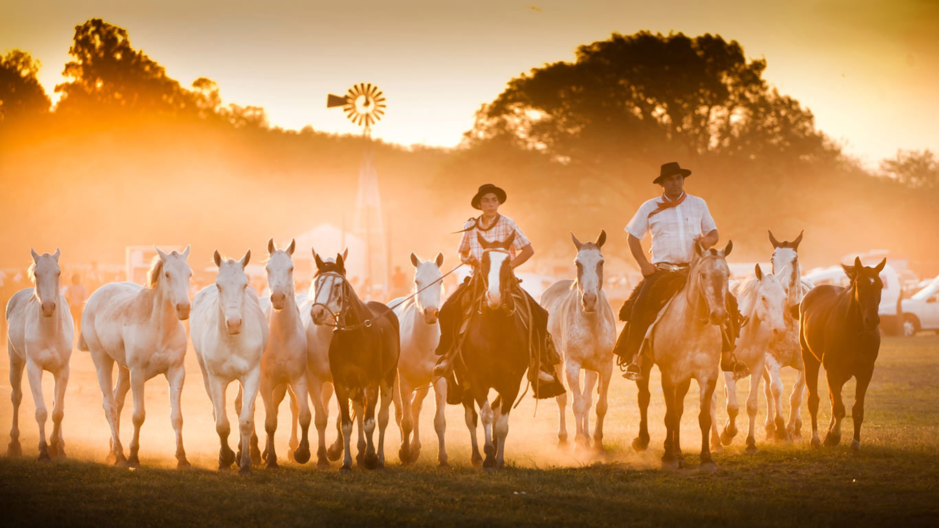Gaucho festival in San Antonio de Areco, Buenos Aires Province, Argentina (© Eliseo Miciu)(Bing United States)