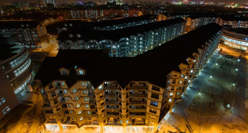 水木清华：紫荆学生公寓 -- 清华大学/曾顺 &copy; (Bing China)