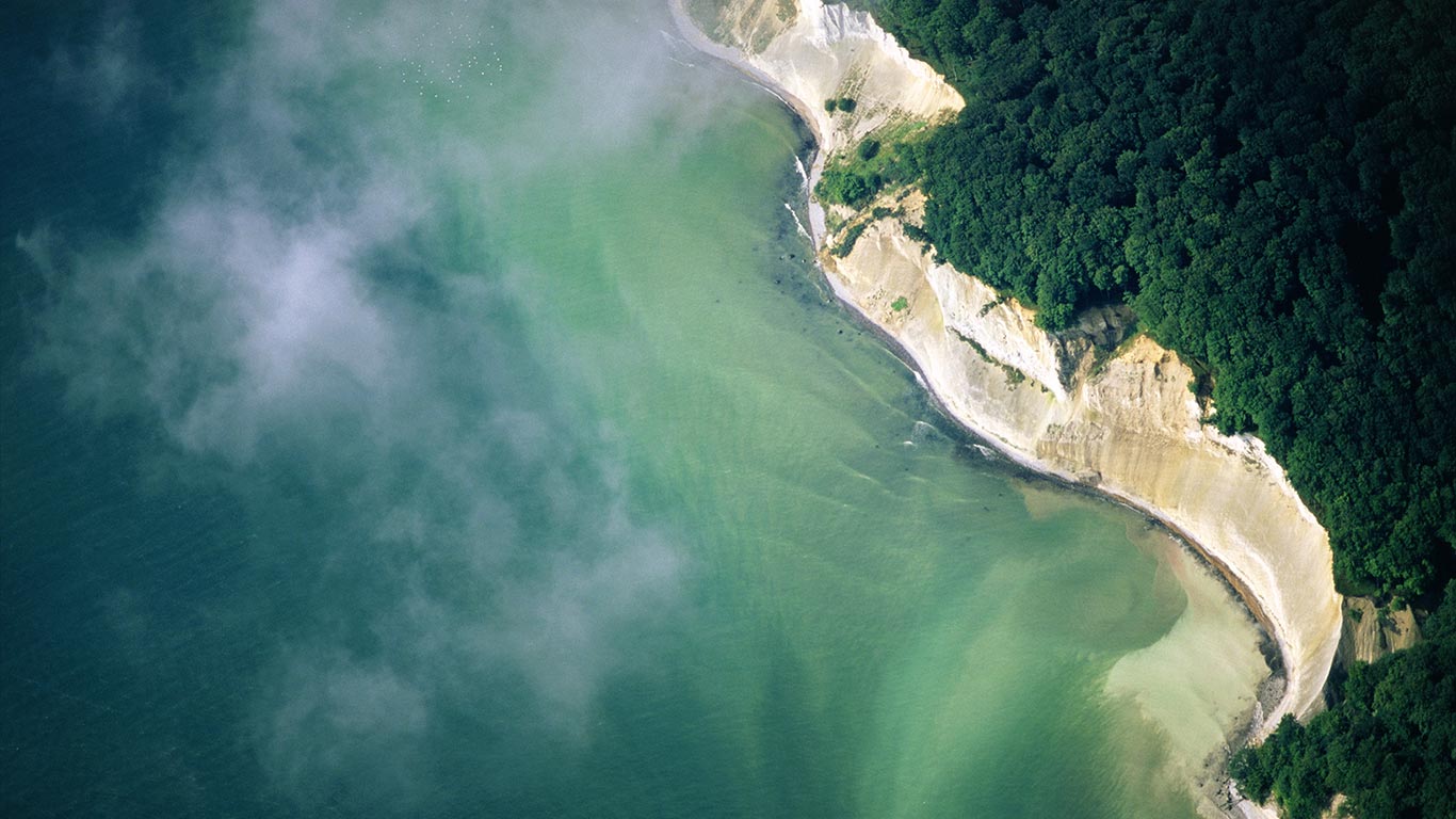 Insel Rügen, Mecklenburg-Vorpommern, Deutschland (© Pete Leonard/Lithium/Age Fotostock)(Bing Deutschland)