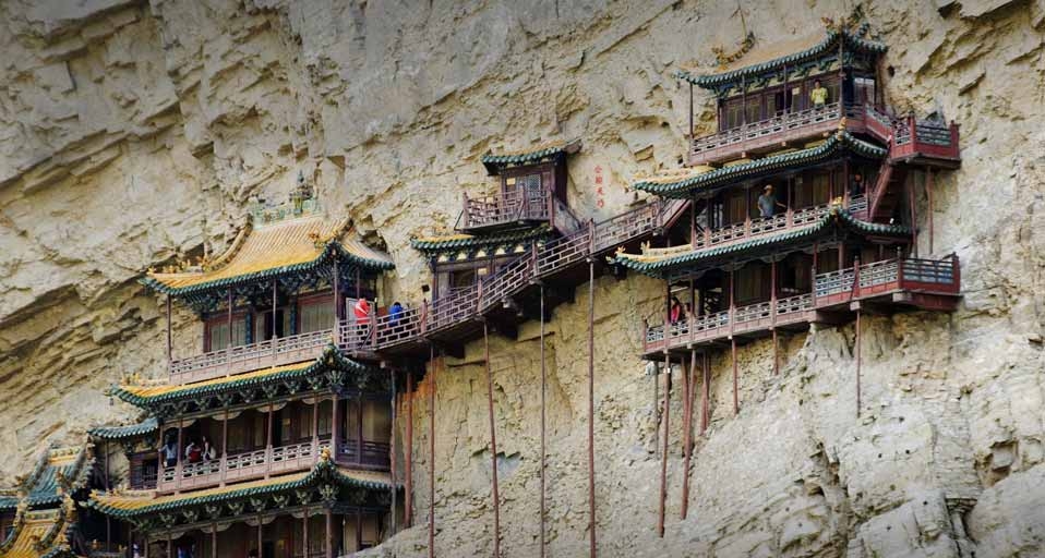 今天是七月一日党的生日 -- Christian Kober/Photolibrary &copy; (Bing China)
