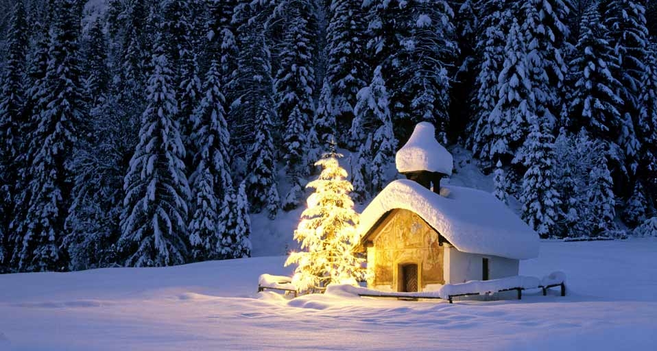 Snow-covered winter landscape in Bavaria, Germany (© Fischer/Photolibrary) &copy; (Bing United Kingdom)