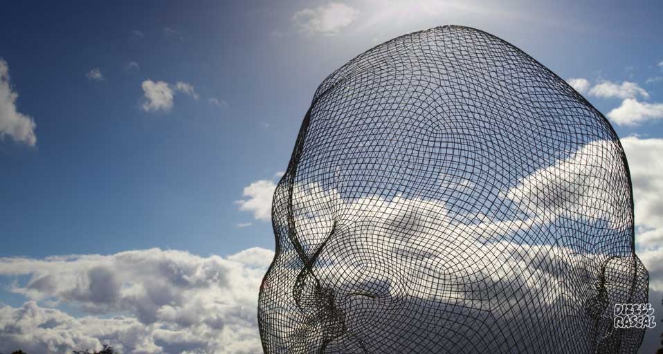 Irma-Nuria by Jaume Plensa, Yorkshire Sculpture Park, Wakefield, England – Dizzee Rascal &copy; (Bing United Kingdom)