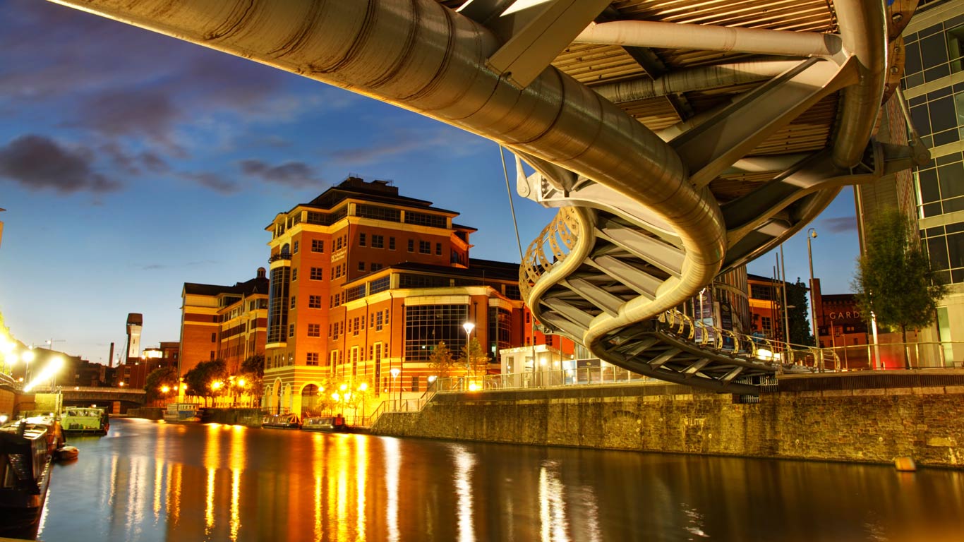 Valentine Bridge, Temple Quay, Bristol (© Richard Andrews/Alamy)(Bing United Kingdom)