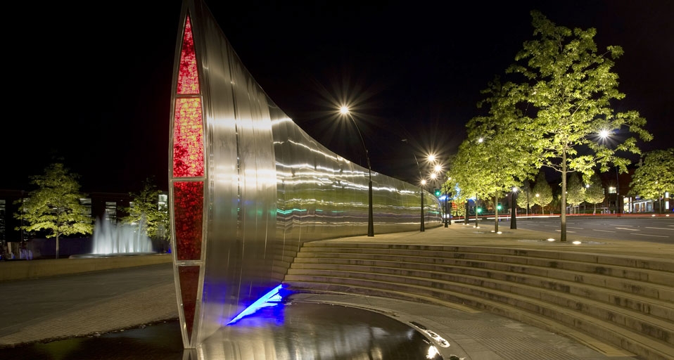 The Cutting Edge, Sheaf Square, Sheffield - Fran Halsall/Photolibrary &copy; (Bing United Kingdom)