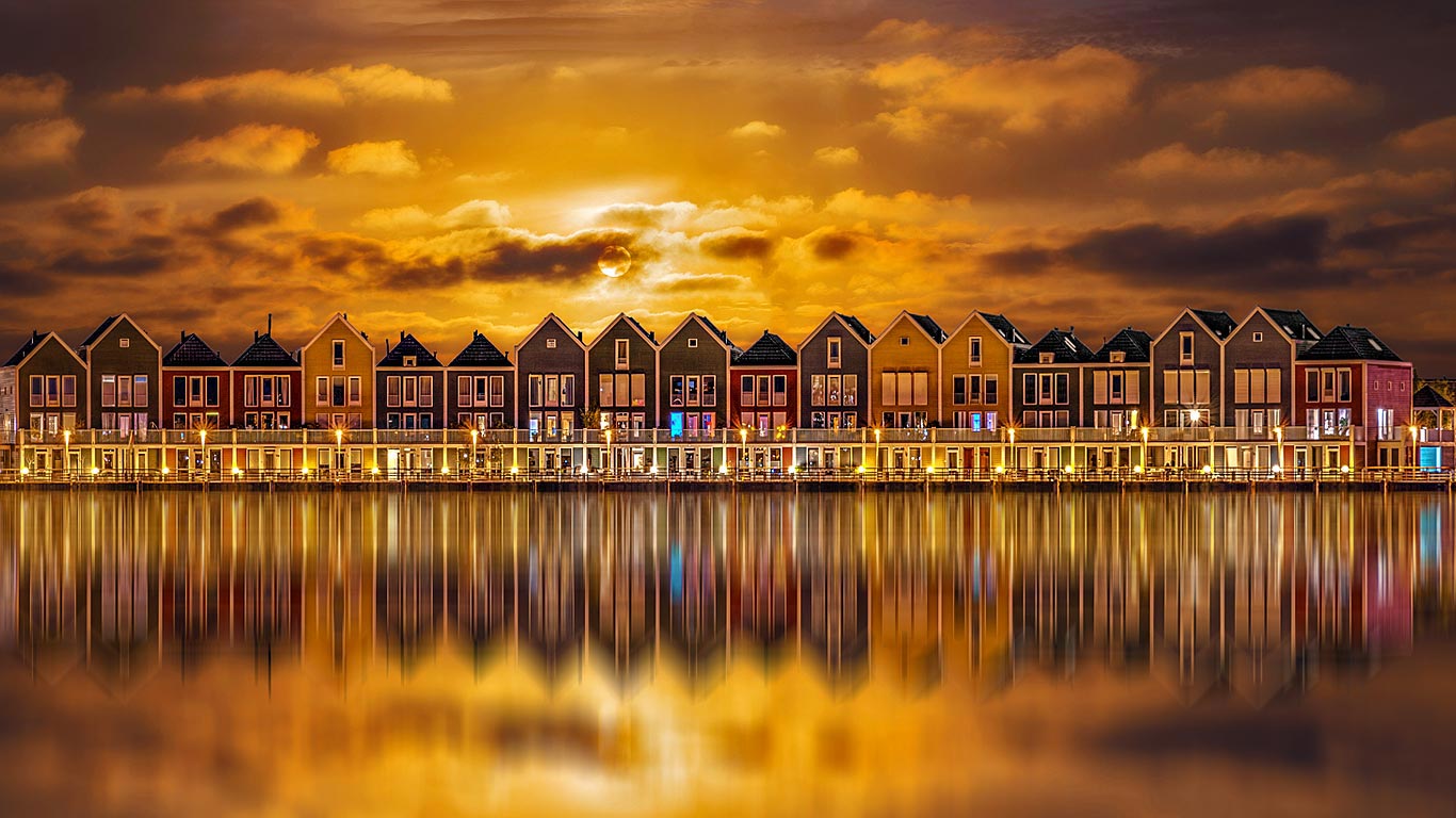 Houten, Netherlands (© Herman van den Berge/500px)(Bing United Kingdom)