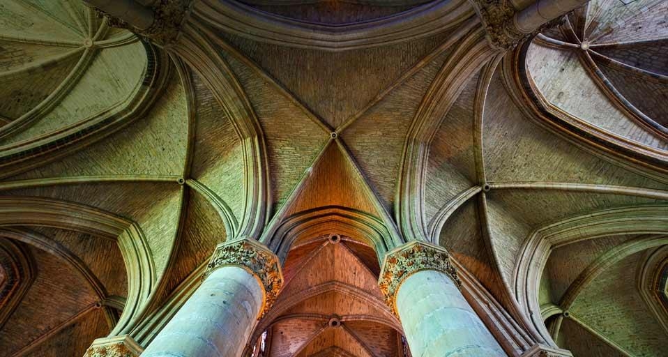 Notre-Dame de Reims Cathedral in Reims, Marne, France (© Sylvain Sonnet/Corbis) &copy; (Bing United Kingdom)