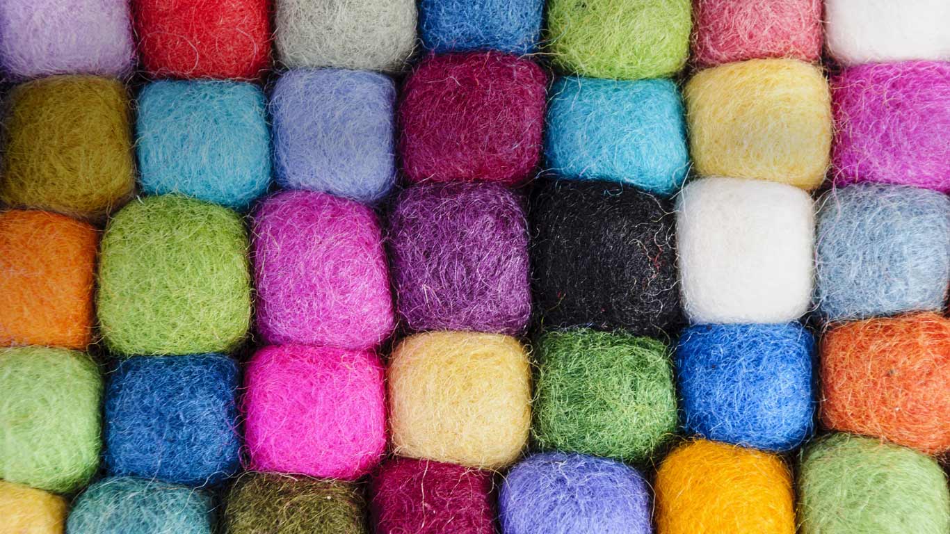 Tibetan wool, Boudhanath, Kathmandu, Nepal (© Tolo Balaguer/age fotostock)(Bing United Kingdom)