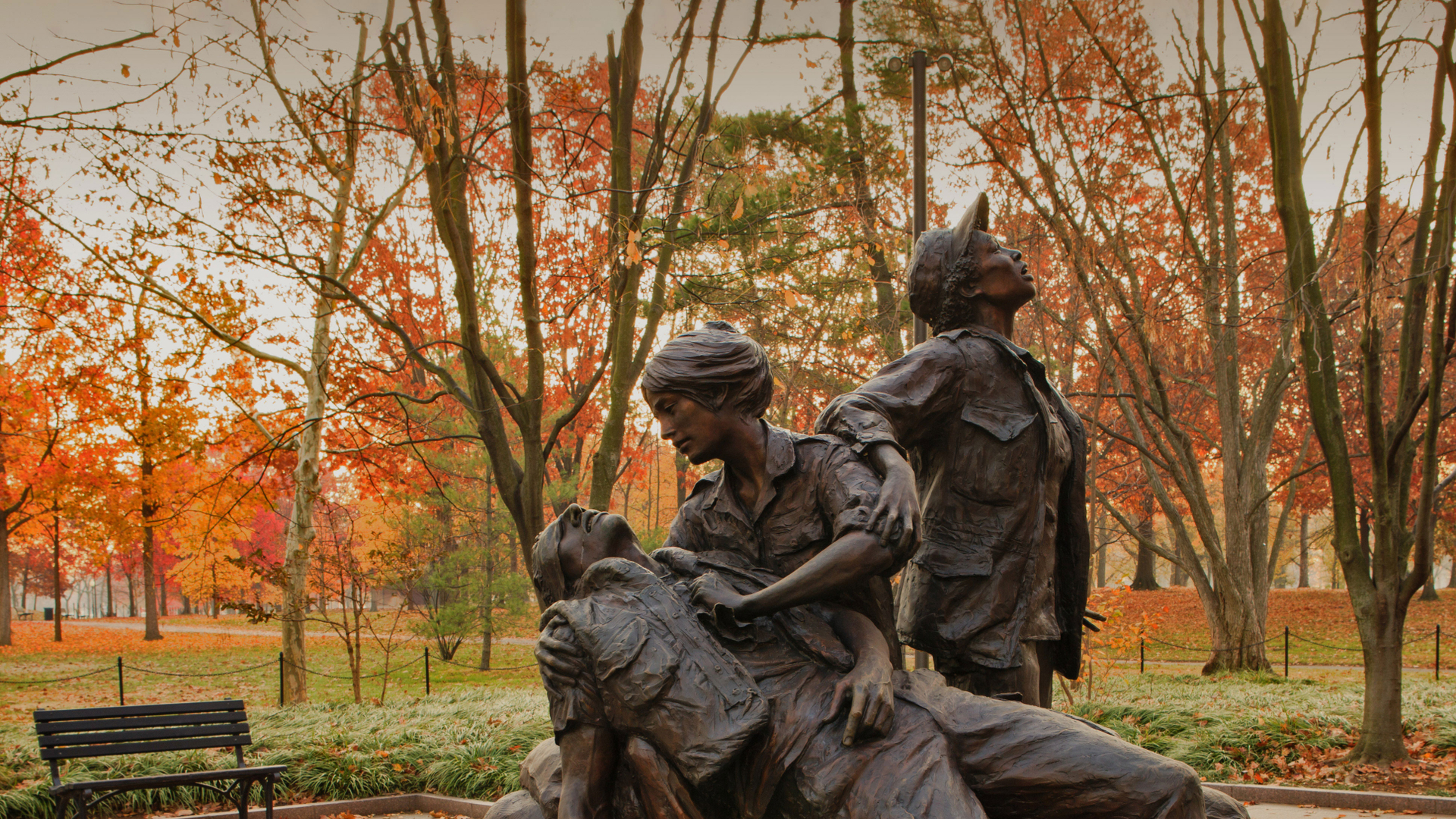 The Vietnam Women's Memorial in Washington, DC (© Cvandyke/Shutterstock)(Bing United States)