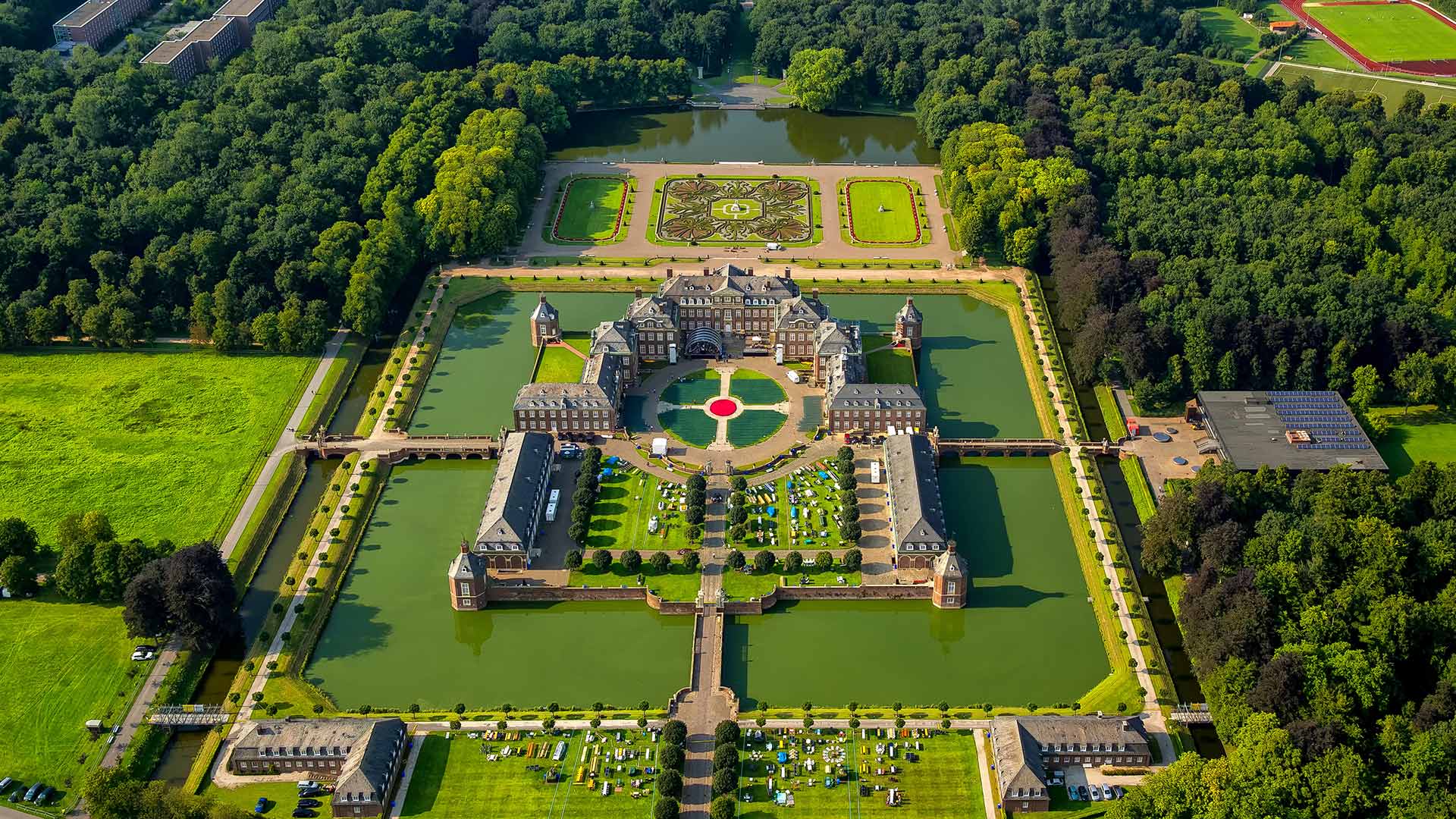 Schloss Nordkirchen, Münsterland, Nordrhein-Westfalen (© Hans Blossey/Alamy Stock Photo)(Bing Deutschland)