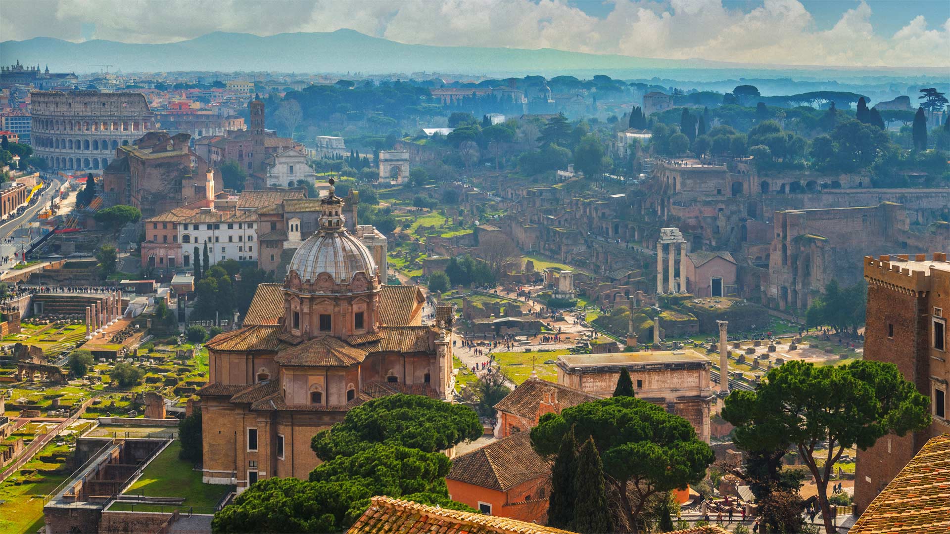 Das Forum Romanum, Rom, Italien (© Peter Zelei Images/Getty Images)(Bing Deutschland)