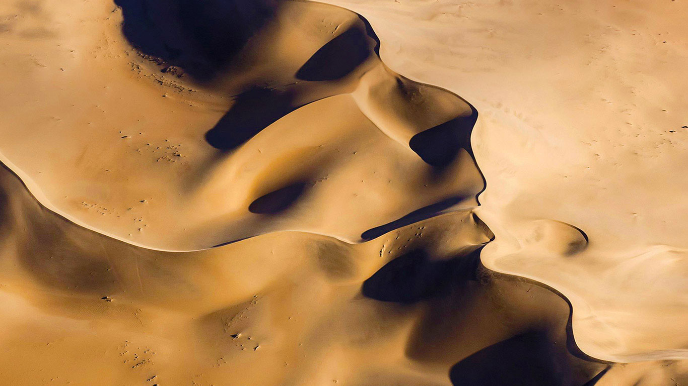 Namib Desert, Namibia (© Valerio Leone/Solent News/REX/Shutterstock)(Bing United Kingdom)