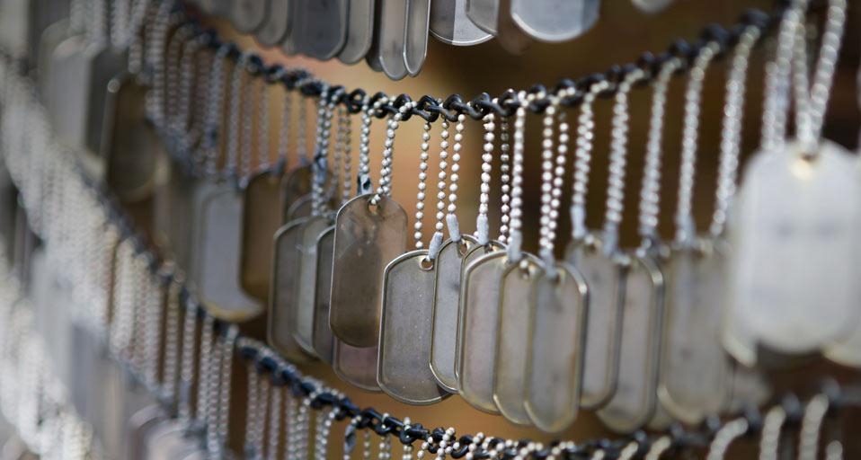 The Dog Tag Memorial Garden in Boston, Massachusetts (© Mario Kuhnke/age fotostock) &copy; (Bing United States)