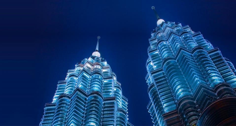 Petronas Twin Tower  in Kuala Lumpur, Malaysia -- SIME / eStock Photo &copy; (Bing United Kingdom)