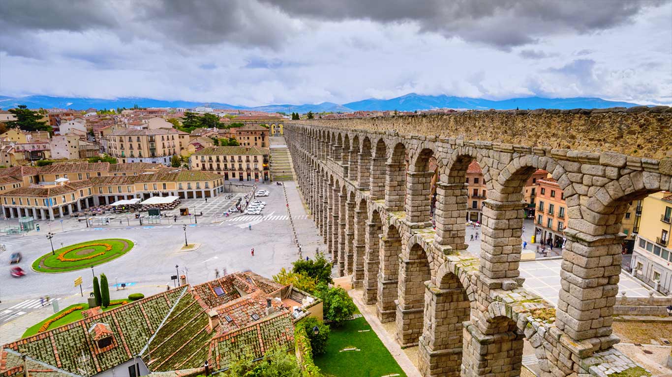Segovia, Spain (© Sean Pavone/Shutterstock)(Bing United Kingdom)