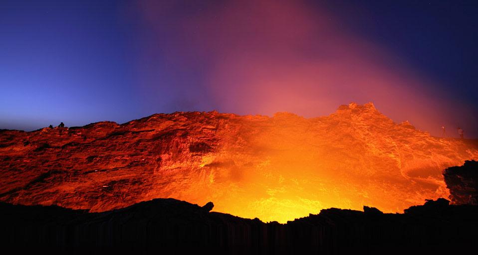 Lava lake in the glowing crater of Erta Ale Volcano, Ethiopia (© Dr. Richard Roscoe/Visuals Unlimited, Inc.)(Bing United Kingdom)