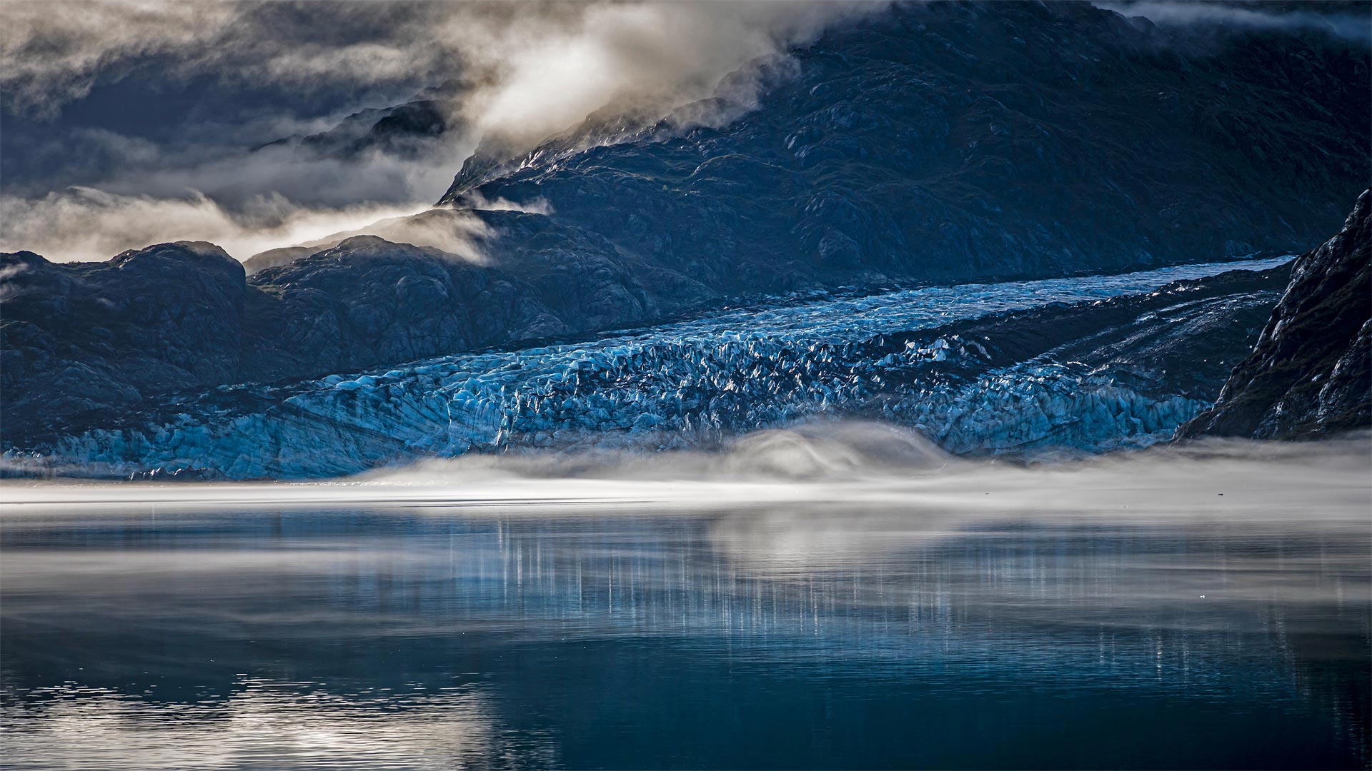 Lamplugh-Gletscher im Glacier-Bay-Nationalpark, Alaska, USA (© Andrew Peacock/Getty Images)(Bing Deutschland)