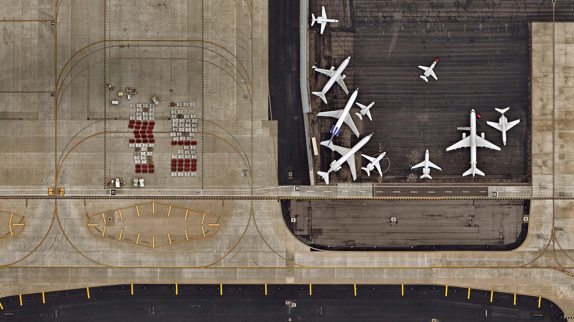 凤凰城天港国际机场鸟瞰图，亚利桑那 (© Nearmap/Getty Images)(Bing China)