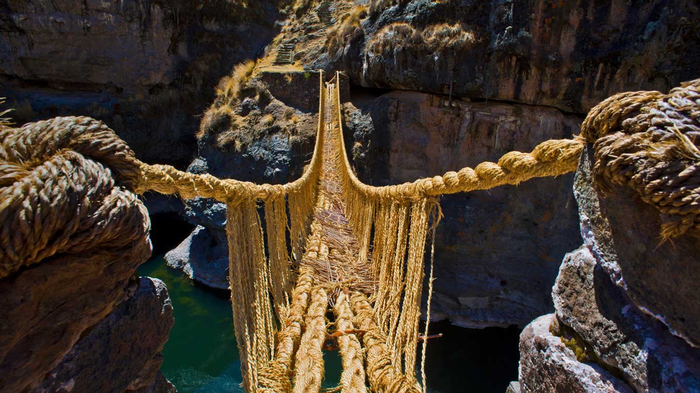 Q’iswa Chaka rope bridge over the Apurimac River, Peru (© Wigbert Roth/Getty Images)(Bing United Kingdom)