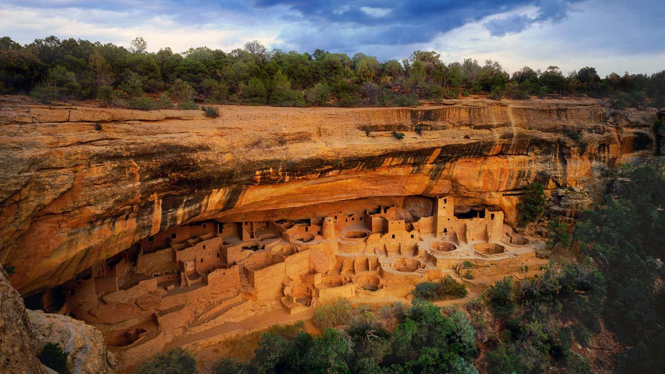 Cliff Palace in Mesa Verde National Park, Colorado (© George H.H. Huey/Alamy)(Bing Canada)